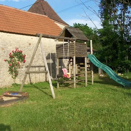 Feriehus Spacious House In Rural Quercy *
