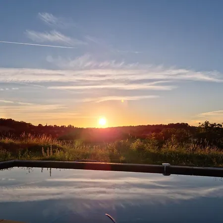 Spacious House In Rural Quercy * Ginouillac