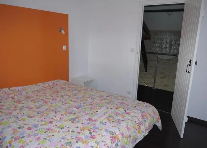 Semesterbostad Spacious House In Rural Quercy Ginouillac