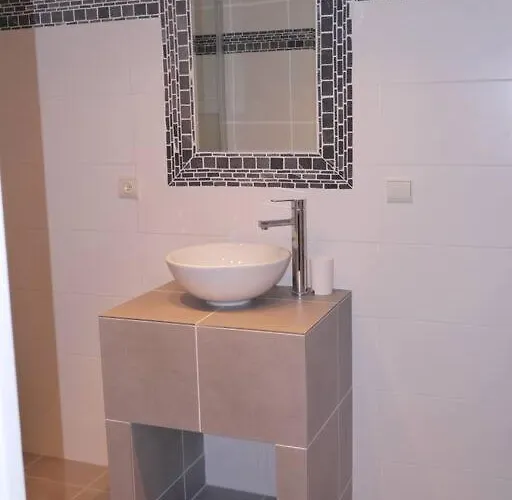 Semesterbostad Spacious House In Rural Quercy Ginouillac