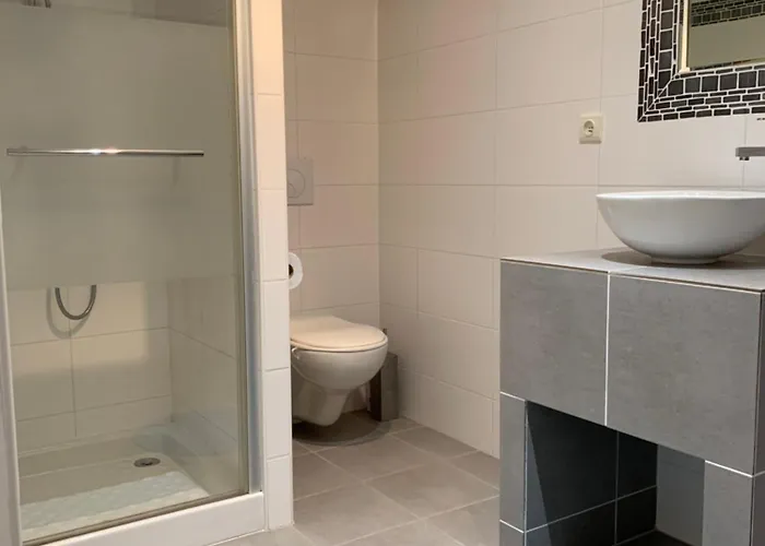 Semesterbostad Spacious House In Rural Quercy Ginouillac